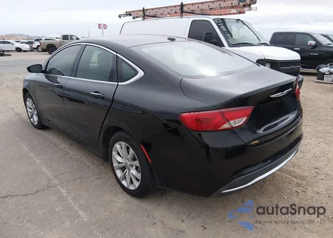 2015 Chrysler 200 C z USA, uszkodzony, nr VIN 1C3CCCCB0FN643502